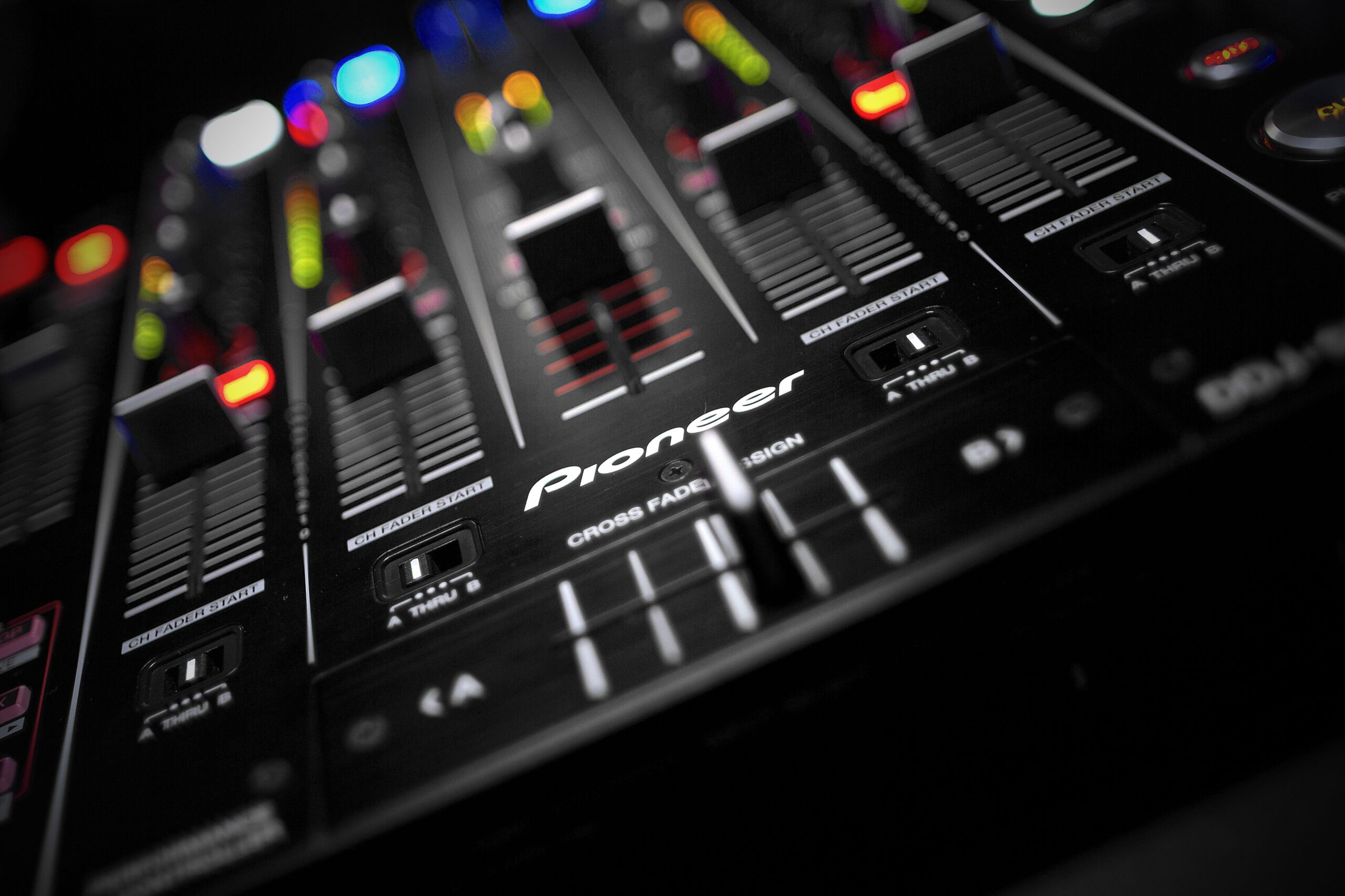 EL DJ SONO